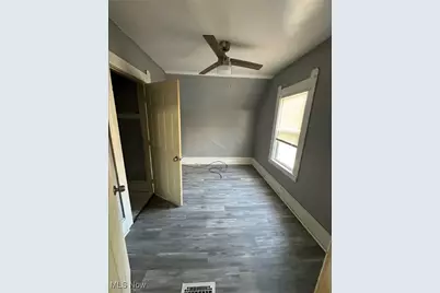 821 E 156th Street, Loveland, OH 44110 - Photo 7