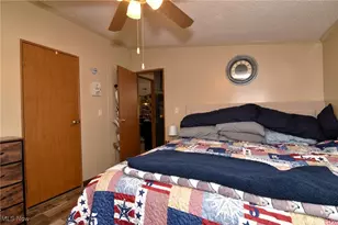 212 Gull Dr, Elyria, OH 44035 - Photo 17