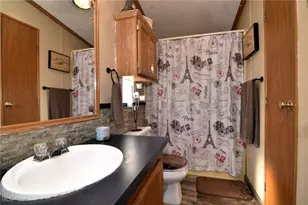 212 Gull Dr, Elyria, OH 44035 - Photo 19