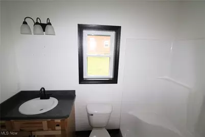 147 N Main Street, Creston, OH 44217 - Photo 9