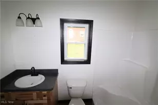 147 N Main St, Creston, OH 44217 - Photo 9