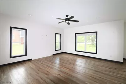 147 N Main Street, Creston, OH 44217 - Photo 11