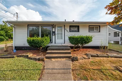 2101 Cherry Hill Avenue, Youngstown, OH 44509 - Photo 1