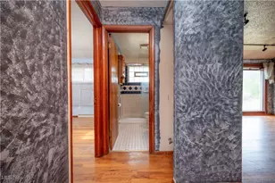 2101 Cherry Hill Ave, Youngstown, OH 44509 - Photo 15