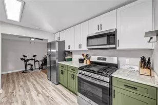 29038 Fuller Ave, Wickliffe, OH 44092 - Photo 13