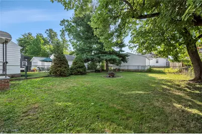 29038 Fuller Avenue, Wickliffe, OH 44092 - Photo 35