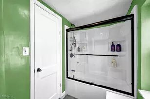 29038 Fuller Ave, Wickliffe, OH 44092 - Photo 19