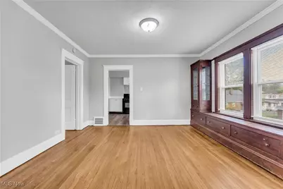 18715 Mohawk Avenue, Loveland, OH 44119 - Photo 17