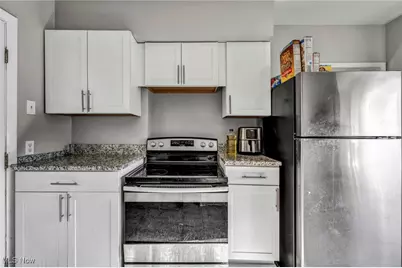 18715 Mohawk Avenue, Loveland, OH 44119 - Photo 3