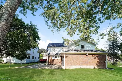 571 Crestview Avenue, Akron, OH 44320 - Photo 25