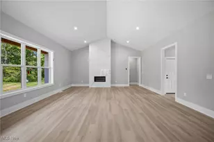 2069 Mattingly Rd, Hinckley, OH 44233 - Photo 5