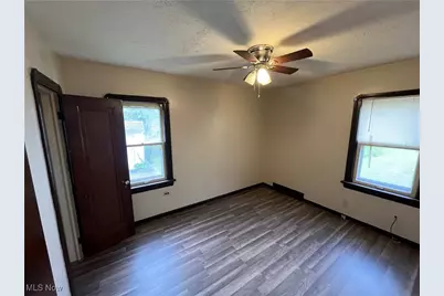 16016 S Lotus Drive, Loveland, OH 44128 - Photo 9