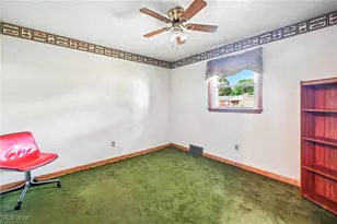 25 Lakeshore Dr, Struthers, OH 44471 - Photo 33