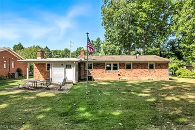 25 Lakeshore Drive, Struthers, OH 44471 - Photo 7