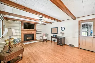 25 Lakeshore Dr, Struthers, OH 44471 - Photo 17