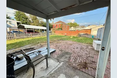 4254 Harrison Street, Bellaire, OH 43906 - Photo 9