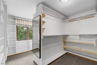 2317 Raintree Street NE, Canton, OH 44705 - Photo 21