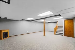 2317 Raintree St NE, Canton, OH 44705 - Photo 31