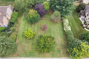 2317 Raintree St NE, Canton, OH 44705 - Photo 39