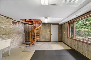 2317 Raintree St NE, Canton, OH 44705 - Photo 13