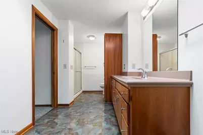 2317 Raintree Street NE, Canton, OH 44705 - Photo 19