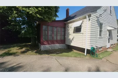 440 E 271st Street, Euclid, OH 44132 - Photo 5