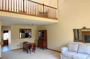 121 Oakley Green Dr, Elyria, OH 44035 - Photo 9