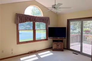 121 Oakley Green Dr, Elyria, OH 44035 - Photo 15