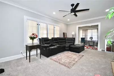 30 Pinehurst Avenue, Youngstown, OH 44512 - Photo 5