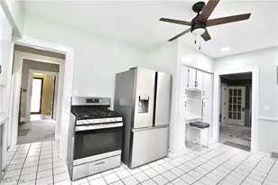 30 Pinehurst Ave, Youngstown, OH 44512 - Photo 13