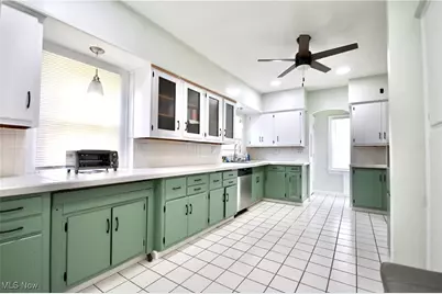 30 Pinehurst Avenue, Youngstown, OH 44512 - Photo 11