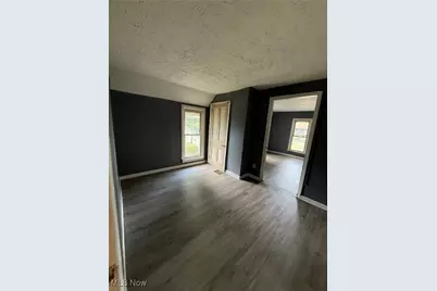 413 Newton Avenue NW, Canton, OH 44703 - Photo 5