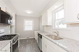 1590 Dennis Dr, Wickliffe, OH 44092 - Photo 11