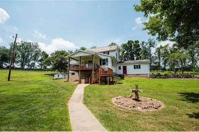 7307 Dover Zoar Road NE, Dover, OH 44622 - Photo 1