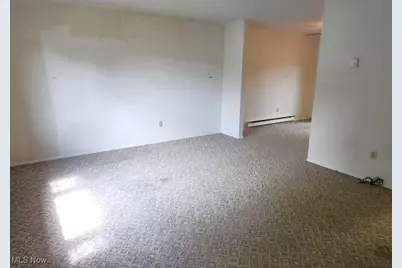 668 Westbrook Court, Ravenna, OH 44266 - Photo 3