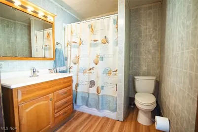 209 Elm Street, Belpre, OH 45714 - Photo 25