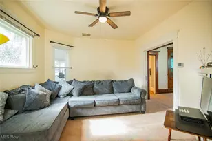 209 Elm St, Belpre, OH 45714 - Photo 9