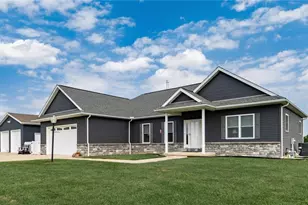 6830 Old Stagecoach Rd, Frazeysburg, OH 43822 - Photo 1