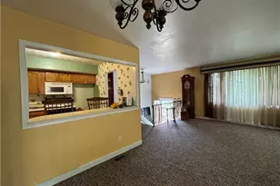 316 Dorer Ave, Bellaire, OH 43906 - Photo 13