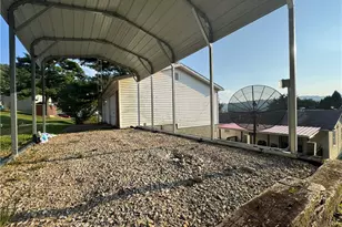 316 Dorer Ave, Bellaire, OH 43906 - Photo 5