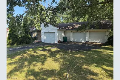 815 S Nearing Circle, Geneva, OH 44041 - Photo 7