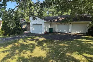 815 S Nearing Cir, Geneva, OH 44041 - Photo 7