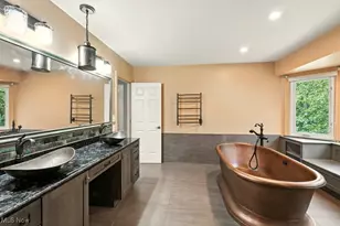 3721 Sanctuary Dr, Bath, OH 44333 - Photo 23