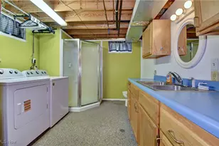 247 Kent Cir NE, New Philadelphia, OH 44663 - Photo 21