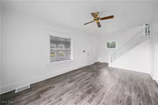 148 St Louis Ave, Youngstown, OH 44507 - Photo 5