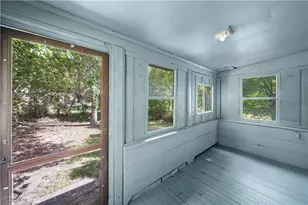 148 St Louis Ave, Youngstown, OH 44507 - Photo 13