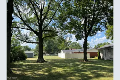 1354 Independence Circle SE, New Philadelphia, OH 44663 - Photo 17