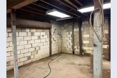 2313 Washington Boulevard, Belpre, OH 45714 - Photo 11