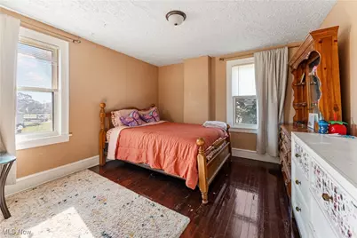 2409 Gilbert Avenue NE, Canton, OH 44705 - Photo 27