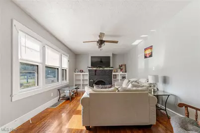 2409 Gilbert Avenue NE, Canton, OH 44705 - Photo 13